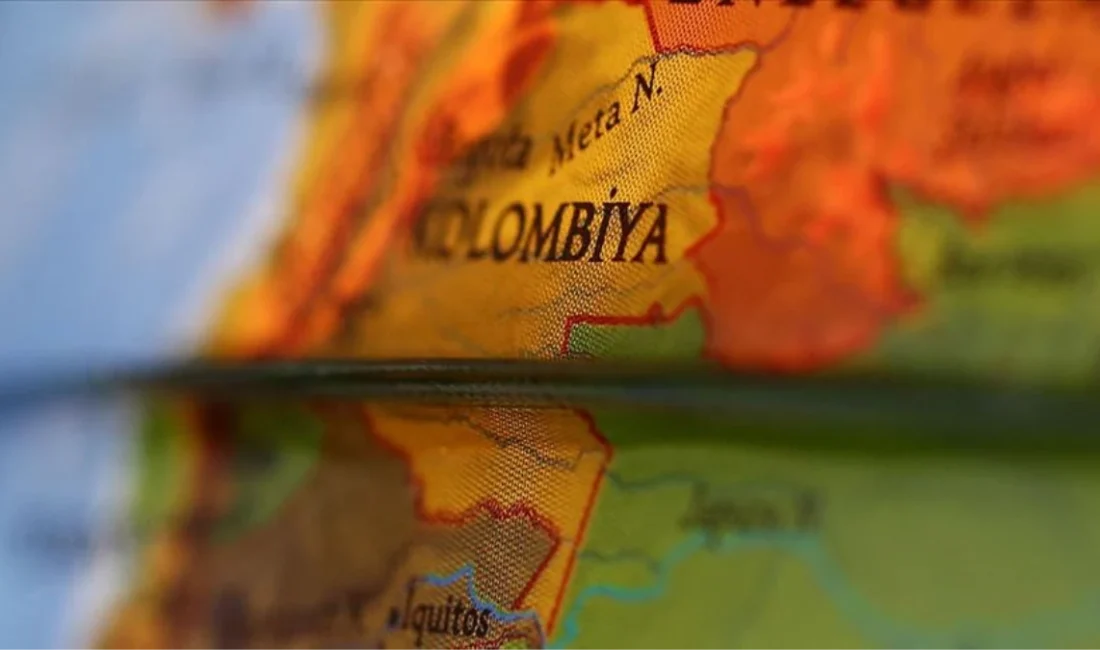 Kolombiya, Güney Amerika'nın kuzeybatısında